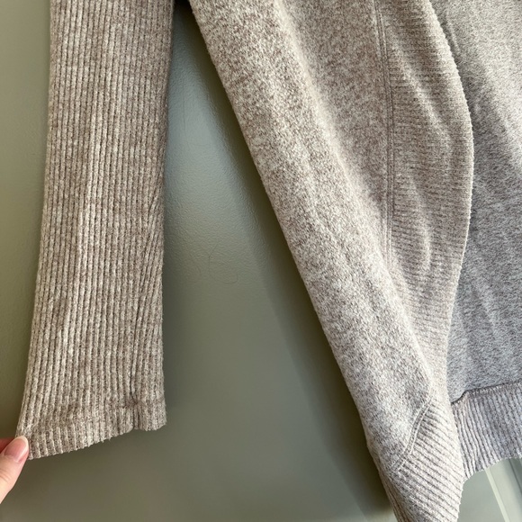 Anthropologie cardigan - Picture 2 of 5